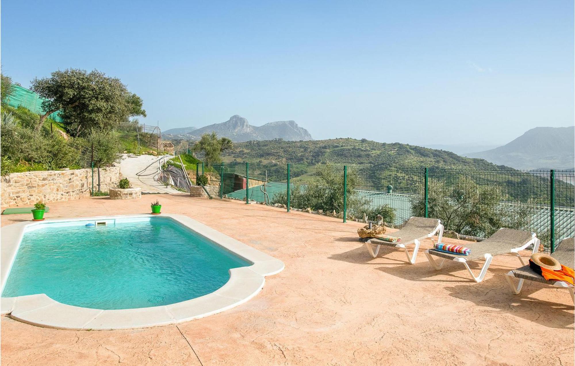 Gorgeous Home In Algodonales With Kitchen 外观 照片