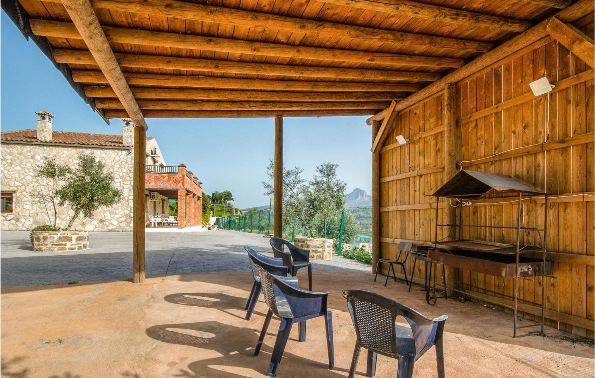 Gorgeous Home In Algodonales With Kitchen 外观 照片
