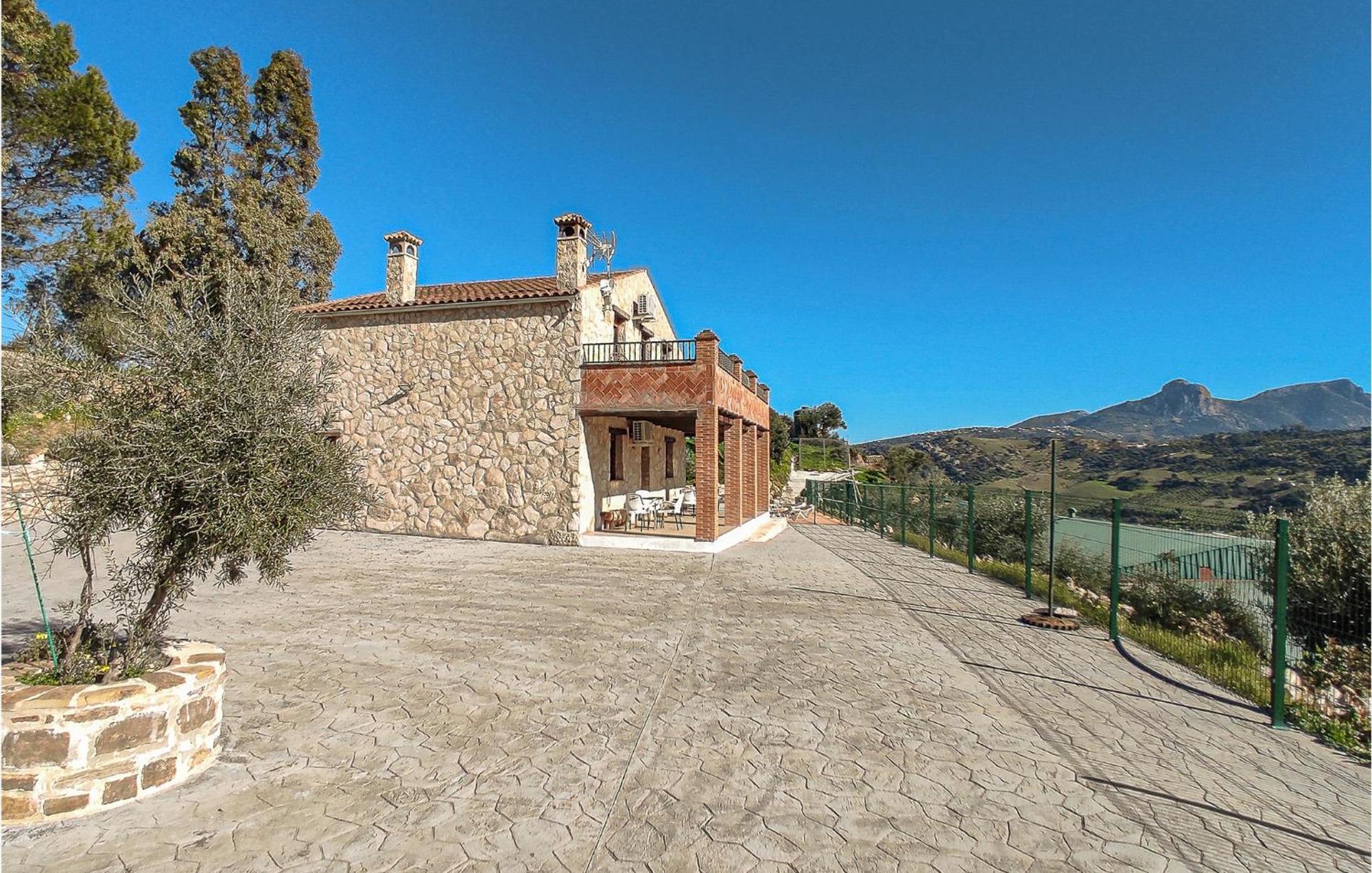 Gorgeous Home In Algodonales With Kitchen 外观 照片