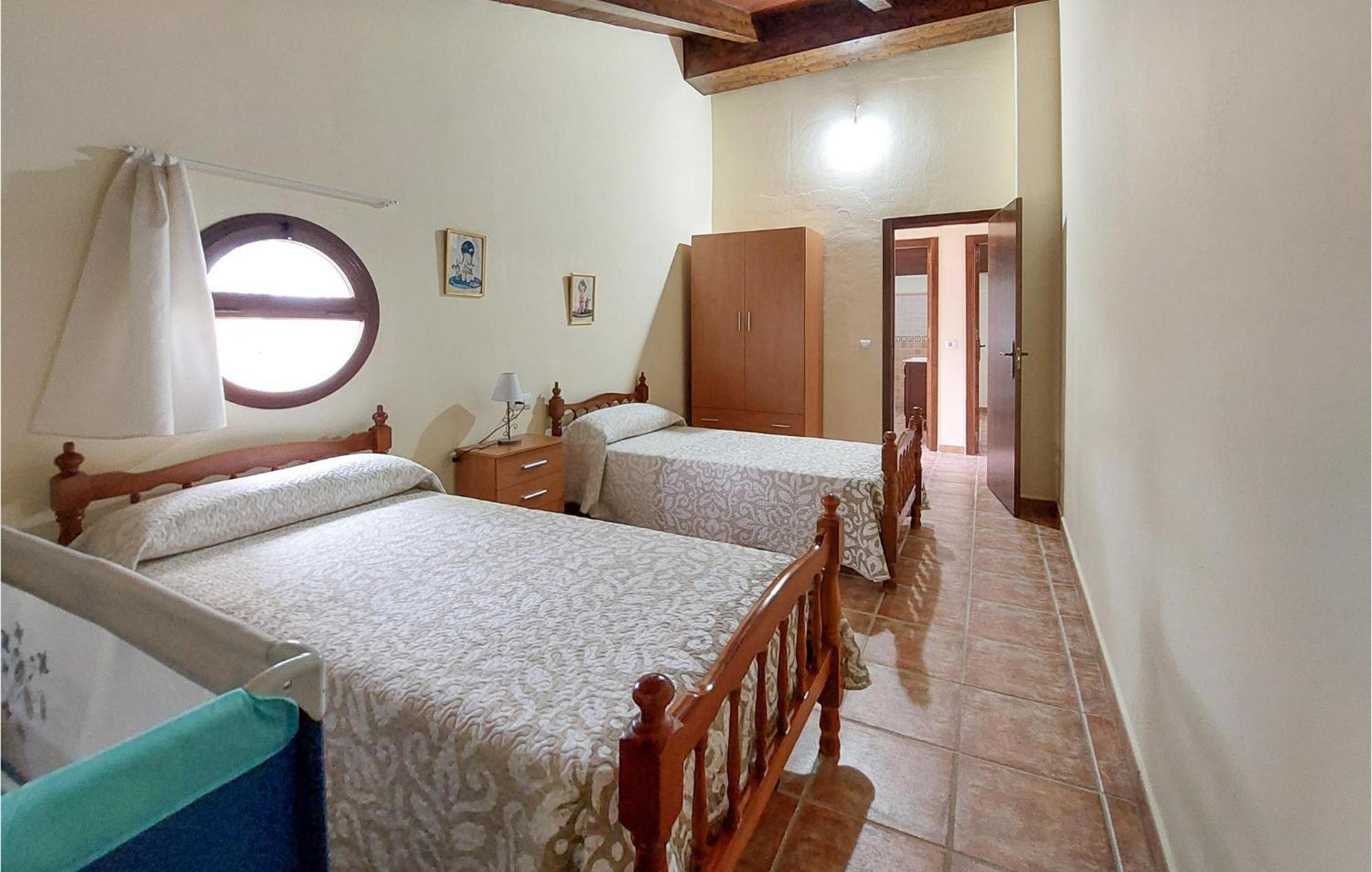 Gorgeous Home In Algodonales With Kitchen 外观 照片