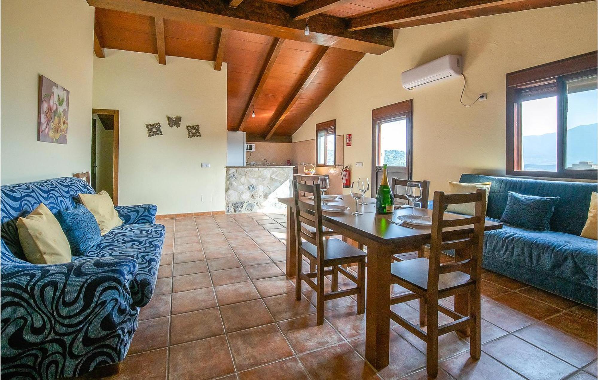 Gorgeous Home In Algodonales With Kitchen 外观 照片